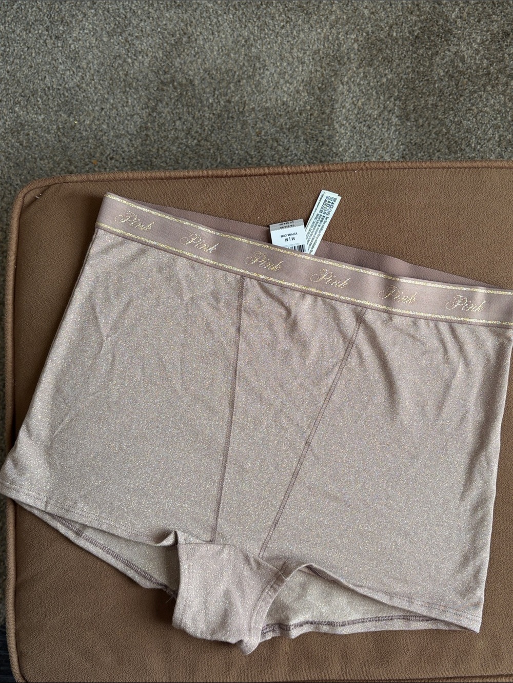 VICTORIA SECRET PINK
Shimmery Nude Boyshorts